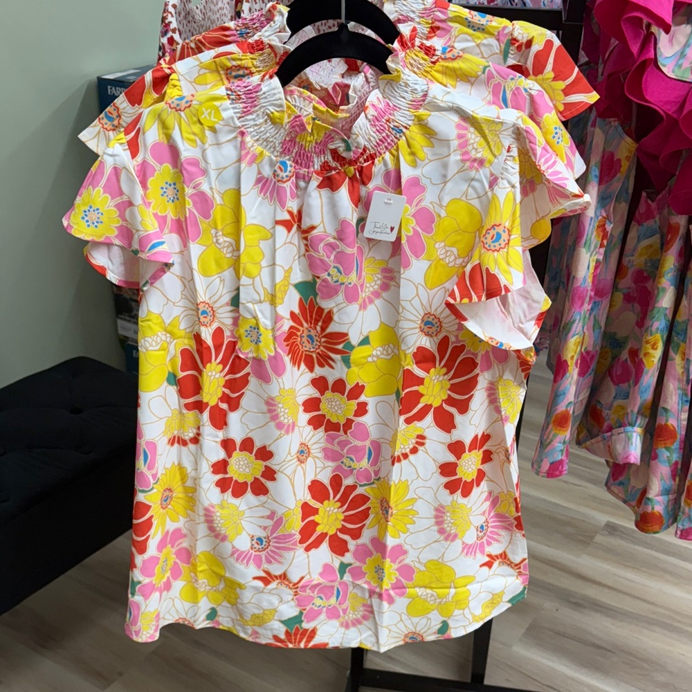 Floral Ruffle Sleeve Blouse